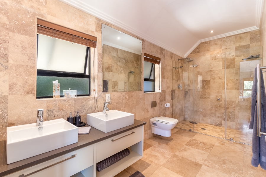 4 Bedroom Property for Sale in Pearl Valley at Val de Vie Western Cape